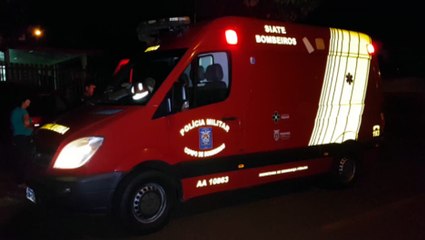 Criança quebra o antebraço em queda de árvore no Jardim Clarito