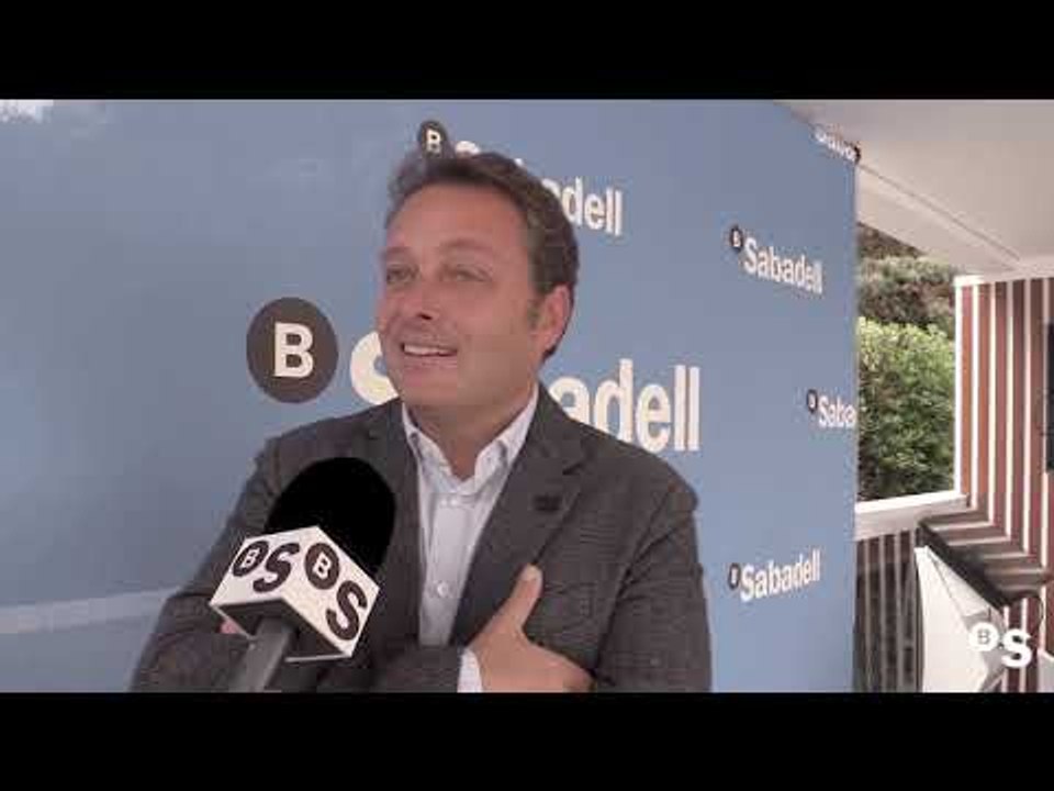 Emilio Alzamora visita l'Open Banc Sabadell