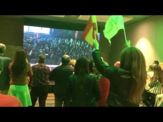 Crits d’”A por ellos” a la seu de VOX