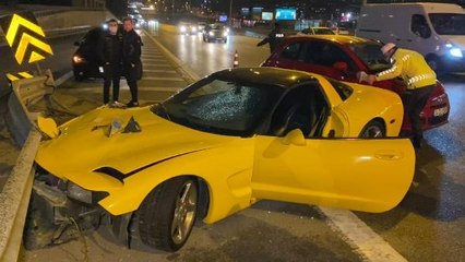 Milyonluk aracıyla kaza yapan sürücü önce olay yerinden kaçtı, ardından geri gelip "Her gün haberlerdeyiz" dedi