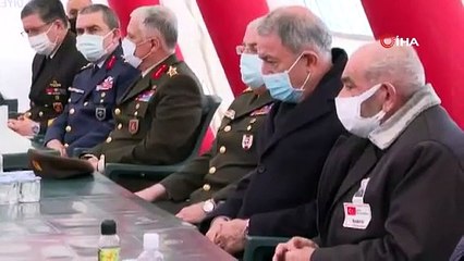 Bakan Akar ve TSK komuta kademesinden şehit ailelerine ziyaret
