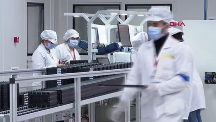 Xiaomi'nin akıllı telefon fabrikasına Bakan Mustafa Varank'tan ziyaret