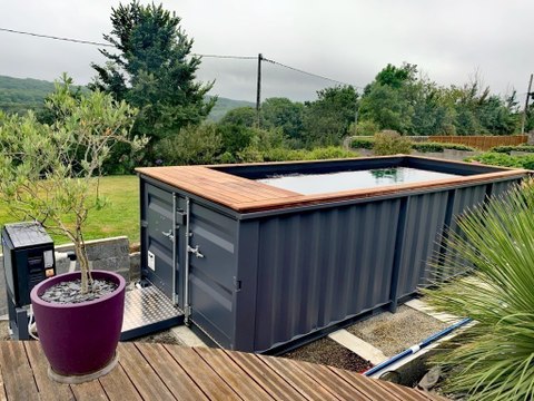 Des piscines magnifiques faites à partir de containers du port du Havre