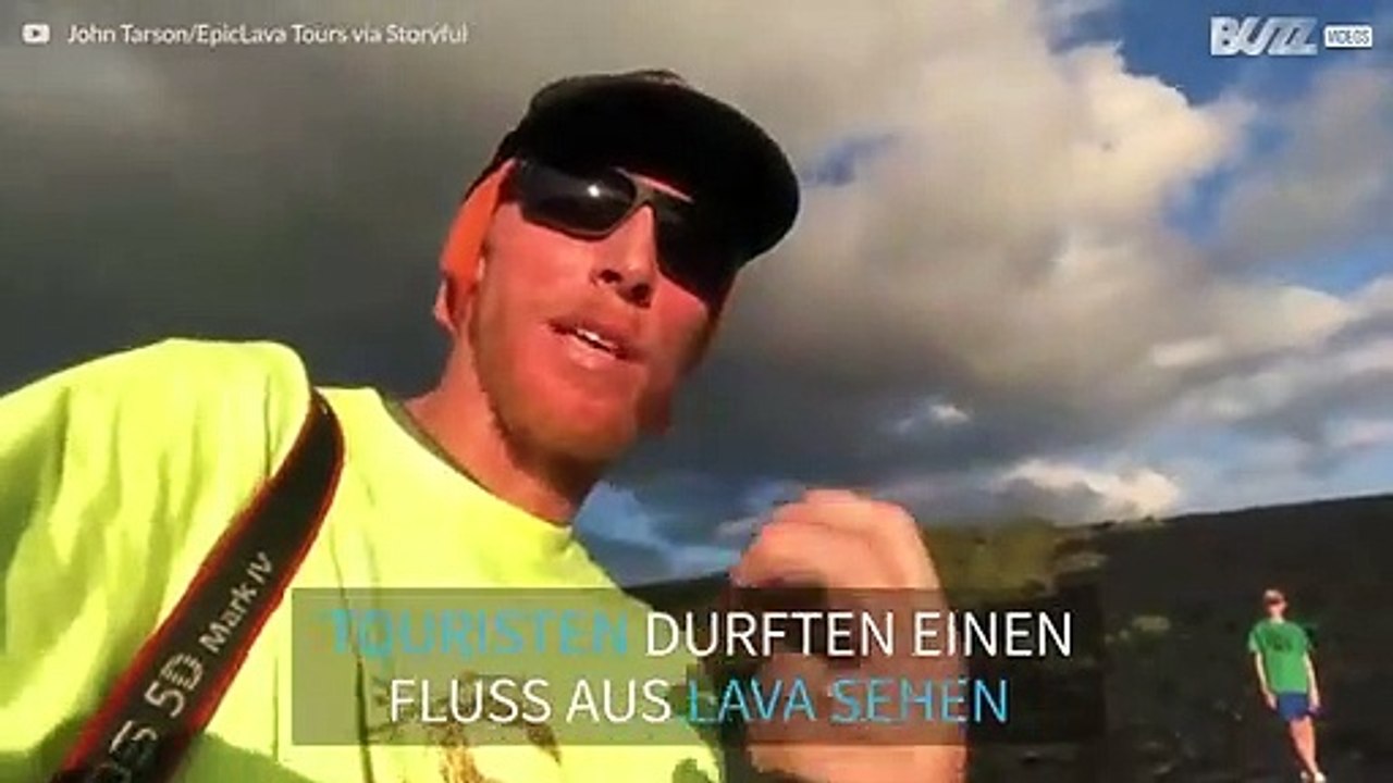 Kilaueu bricht aus und verursacht einen Fluss aus Lava