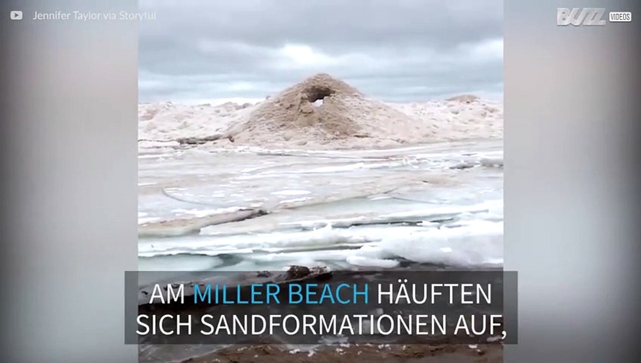 Seltsame Sandformationen sehen aus wie Vulkane