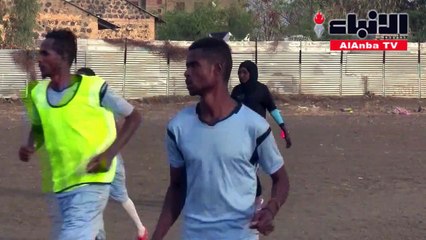 حب كرة القدم يدفعالأخت المدربةالسودانية الى فريق الرجال