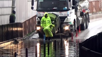 Merkezde yağmur, köylerde kar var
