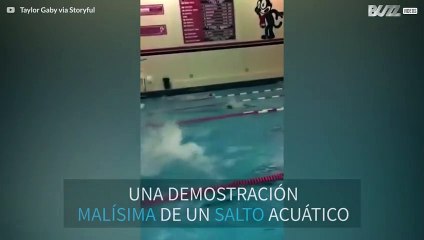 Ejemplo de cómo NO tirarse a la piscina