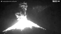 Espectacular volcán en erupción de México