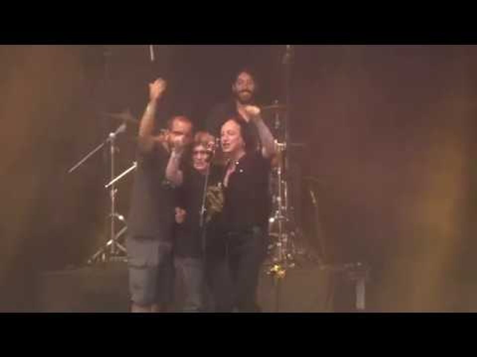 Elèctrica Dharma fa trontollar el Canet Rock amb el 'Resistir és vèncer' de Jordi Cuixart