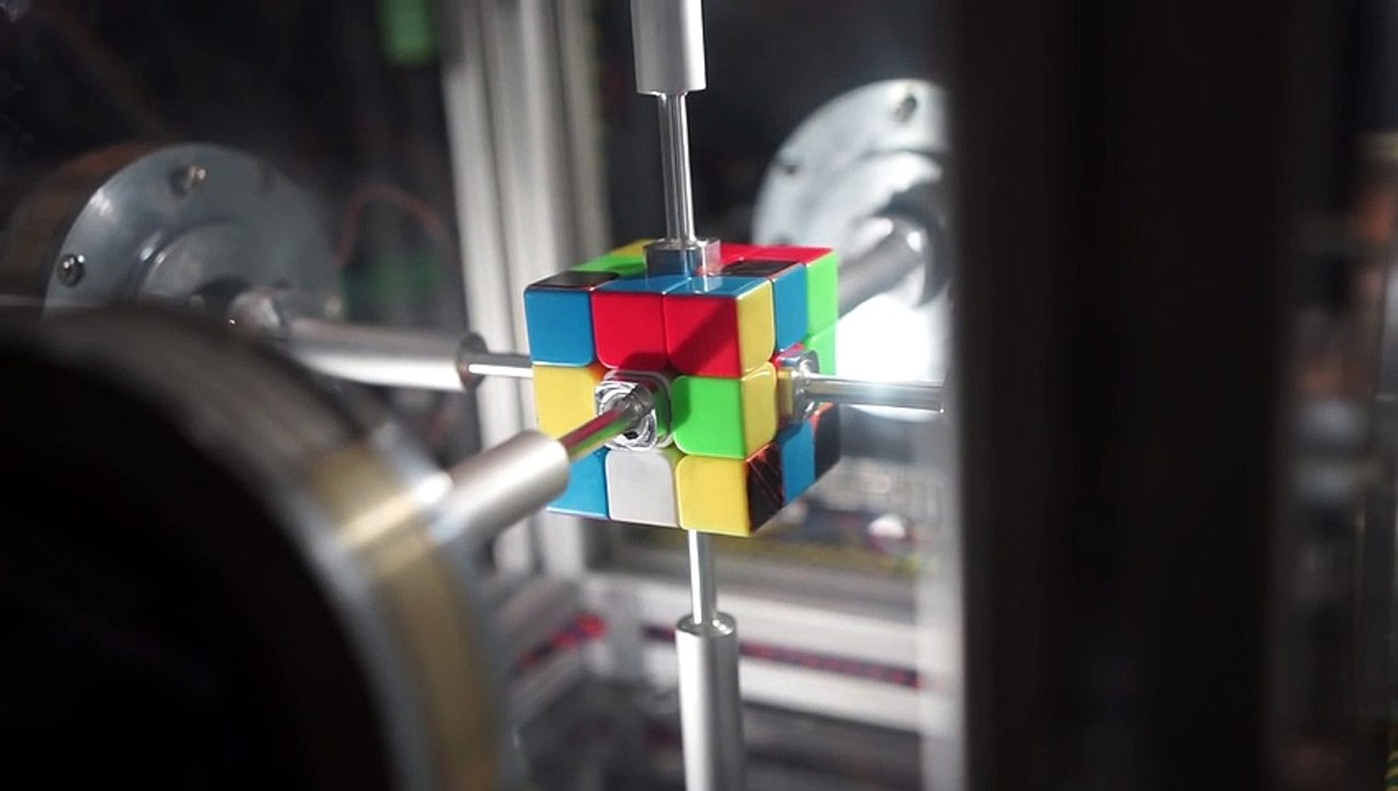 0.38 Second Rubiks Cube Solve