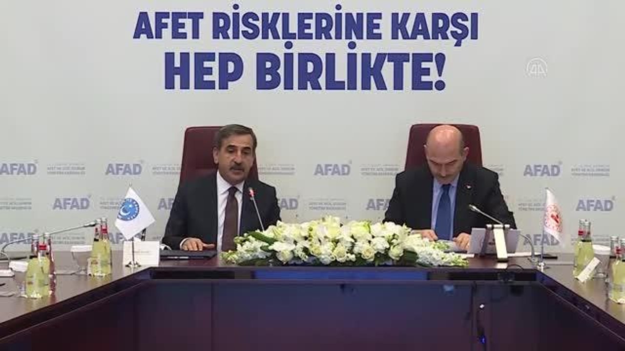 Memur-İşçi Sendika ve Konfederasyonları ile Afet Eğitim İşbirliği Protokolü İmza Töreni - Kamu-Sen Genel Başkanı Kahveci