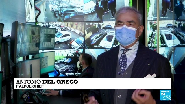 Italy trains sniffer dogs to detect people infected with coronavirus