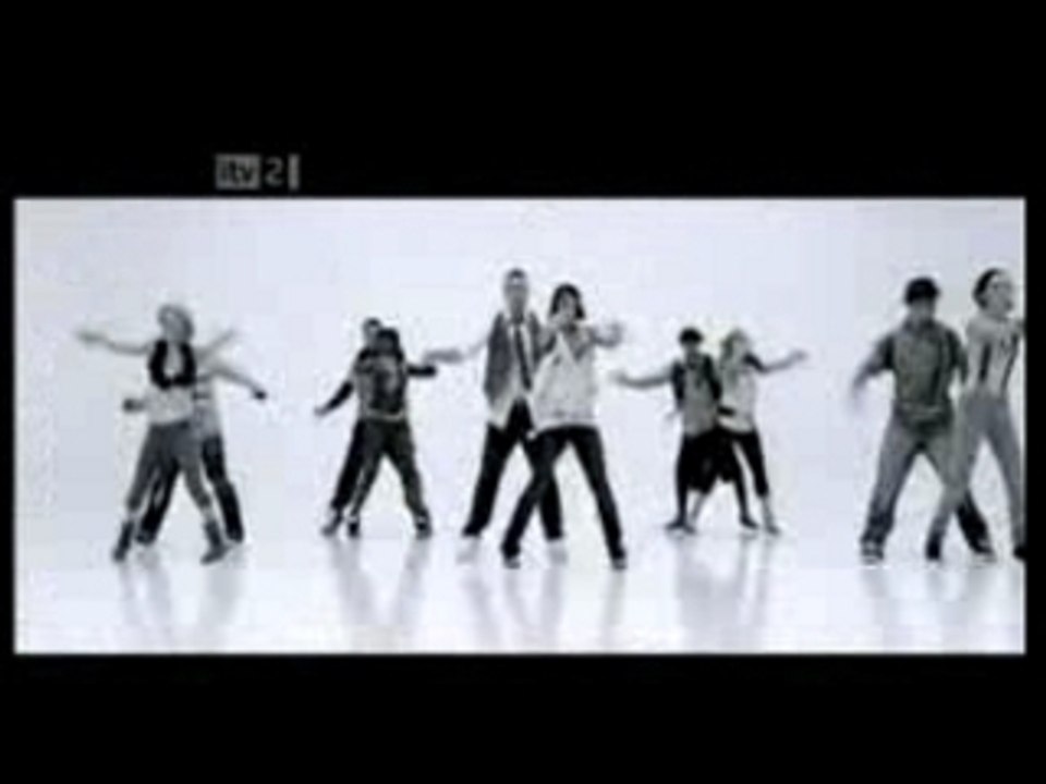 Justin Timberlake Sings a Tamil Song june ponal july karte..