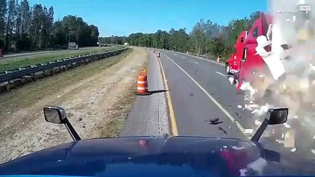 Compilation: shocking accidents and near-misses on the road