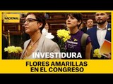 Flores amarillas en el Congreso