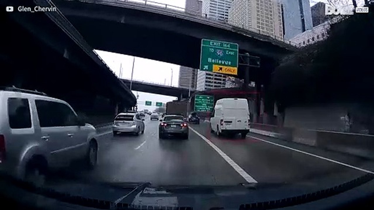 Reckless driver nearly causes serious accident