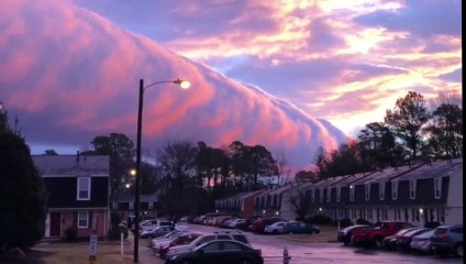 غيمة عملاقة تثير الذعر في ولاية فرجينيا الأمريكية