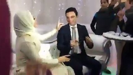 عروس مصرية تبهر الجميع بتصرفاتها في حفل الخطوبة