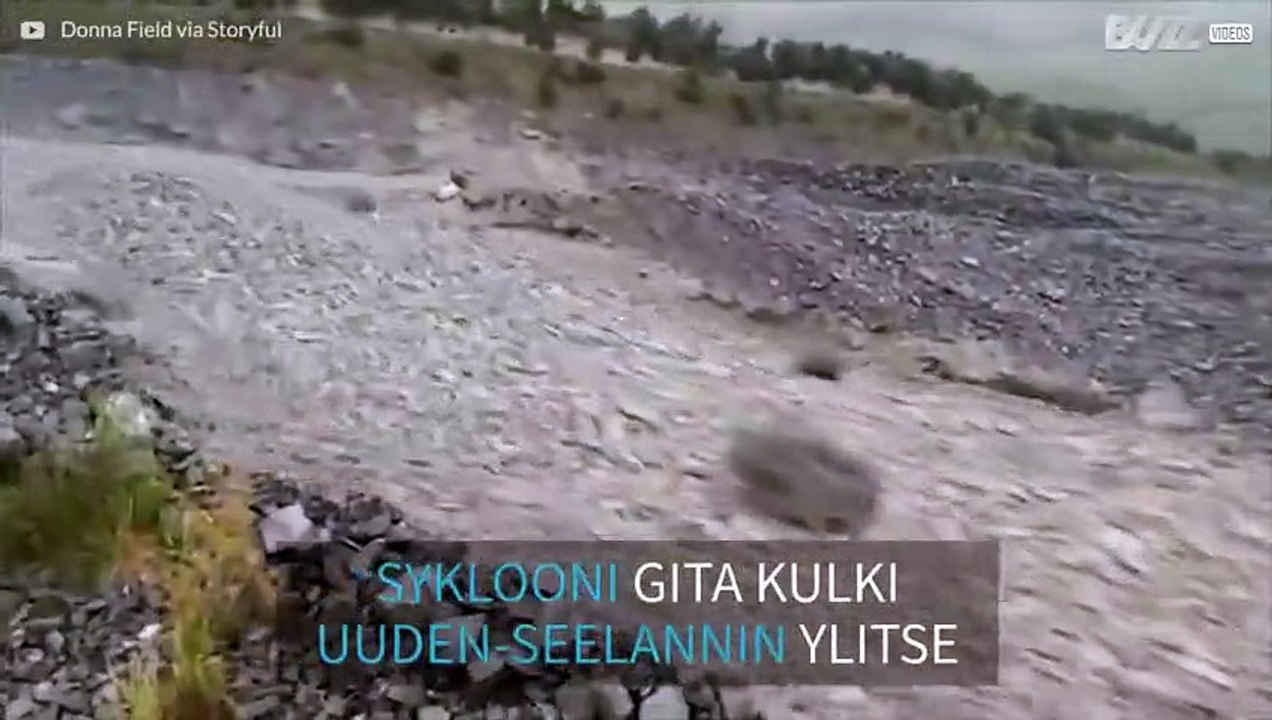 Voimakas sade sai aikaan kivien joen Uudessa-Seelannissa
