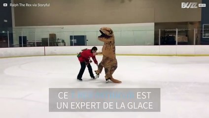 Un T-rex patineur sur glace en Californie