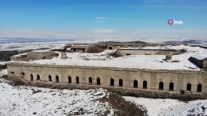 Karadağ Tabya Bakımsızlıktan Yıkılıyor