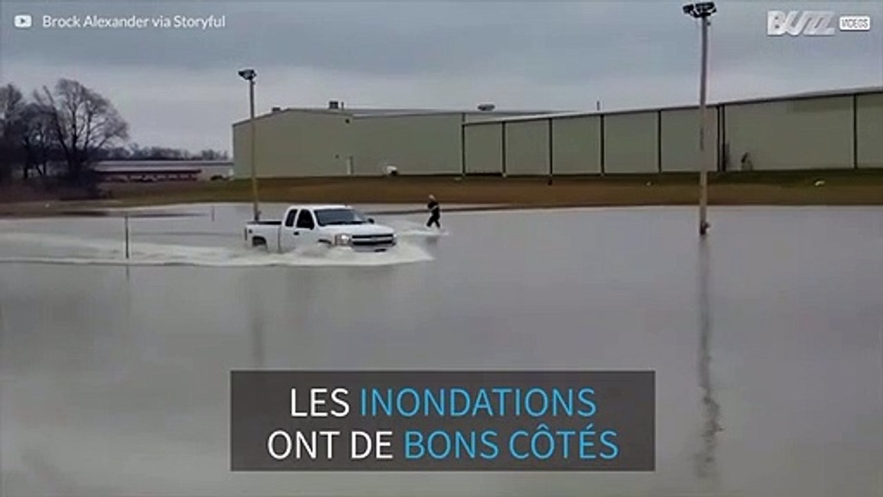 Profitez des inondations pour faire du wakeboard!