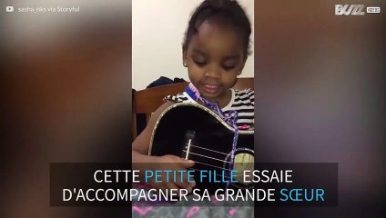 Cette petite de trois ans chante les hymnes de Broadway avec sa grande sœur