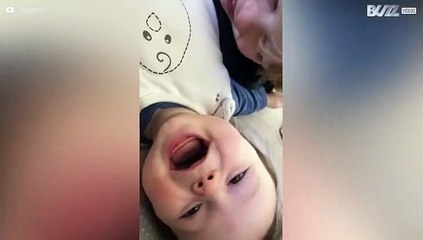 Un coucher se transformer en crise de rires