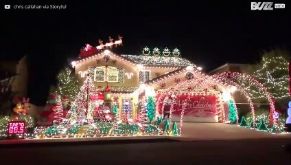 Luci di Natale a ritmo di AC/DC