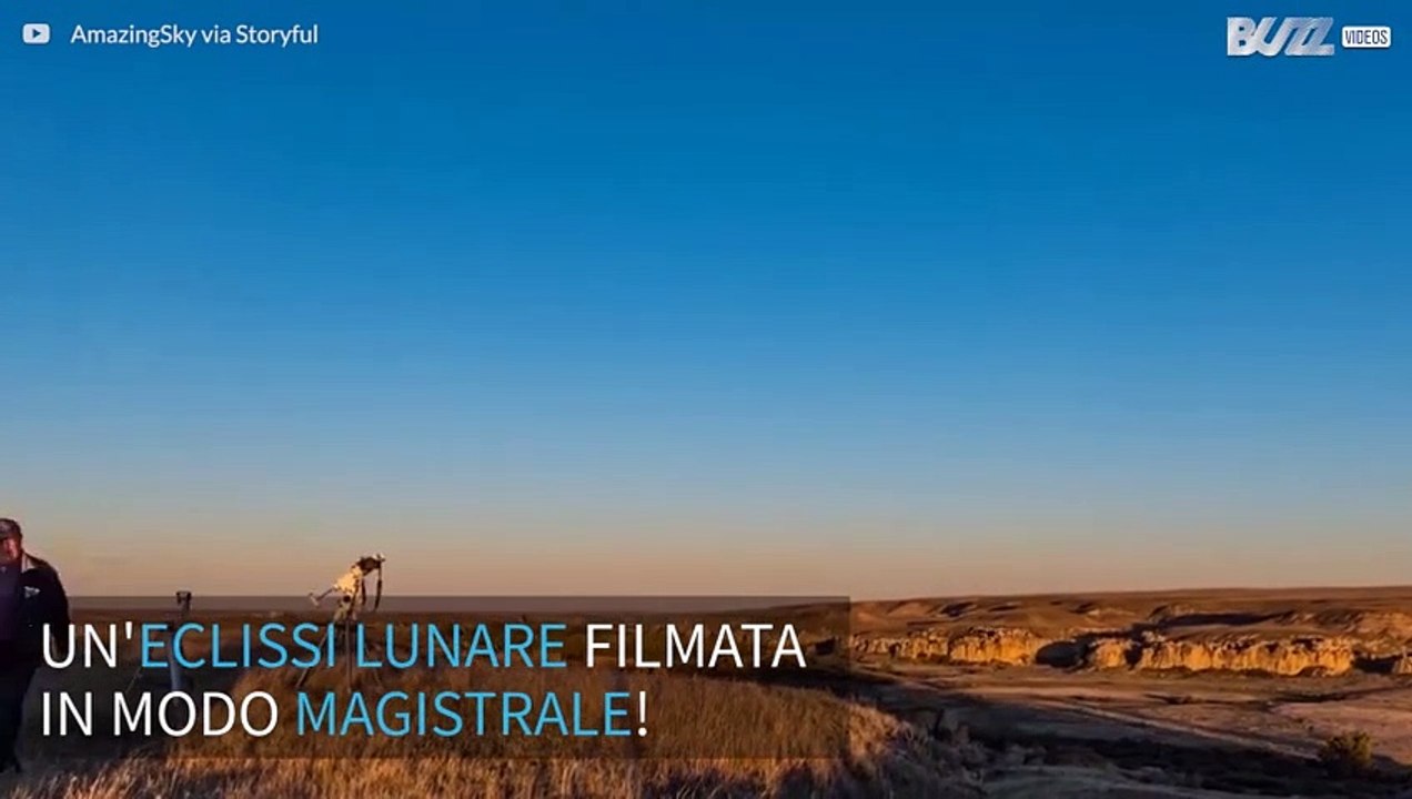 Impressionanti immagini dell'eclissi lunare in Canada