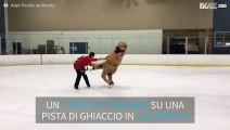 Un T-Rex sulla pista di ghiaccio