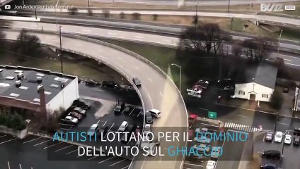 Strada gelata provoca varie collisioni