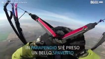 Perde il controllo in pieno volo