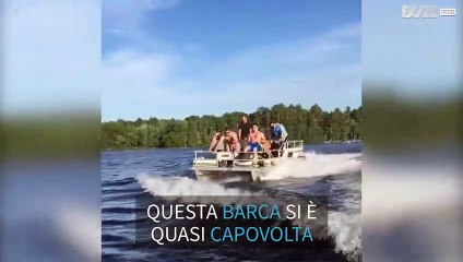 Barca rischia di capovolgersi