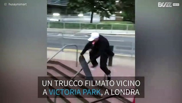 Ritirare soldi e andare in skate contemporaneamente... non funziona!