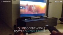 Cane canta la sua canzone preferita