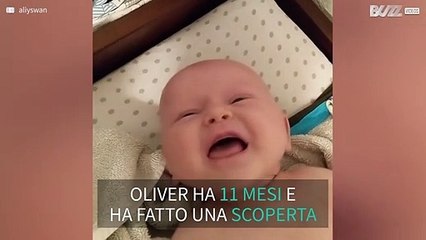 Il momento in cui un bimbo scopre cos'è una risata