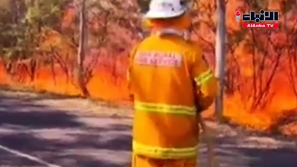 حرائق غابات تدمر مباني في في أستراليا