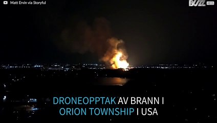 Droneopptak av brann i USA