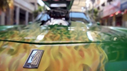 70 سيارة مشاركة في معرض السيارات "الأنتيك" و "الكلاسيك" بالمباركية