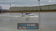 Flomvær? Kom deg frem i en pickup og stå på wakeboard!