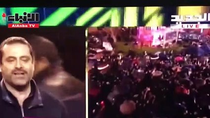 رئيس وزراء لبنان سعد الحريري يرقص مع اللبنانيين في احتفالات رأس السنة وسط بيروت