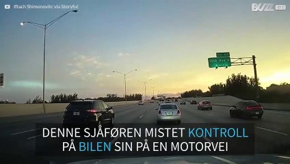 Bilfører kommer seg utrolig raskt etter å ha skrenset ut av kontroll på en motorvei