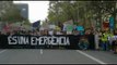 La manifestació pel clima avança pel Passeig de Gràcia de Barcelona