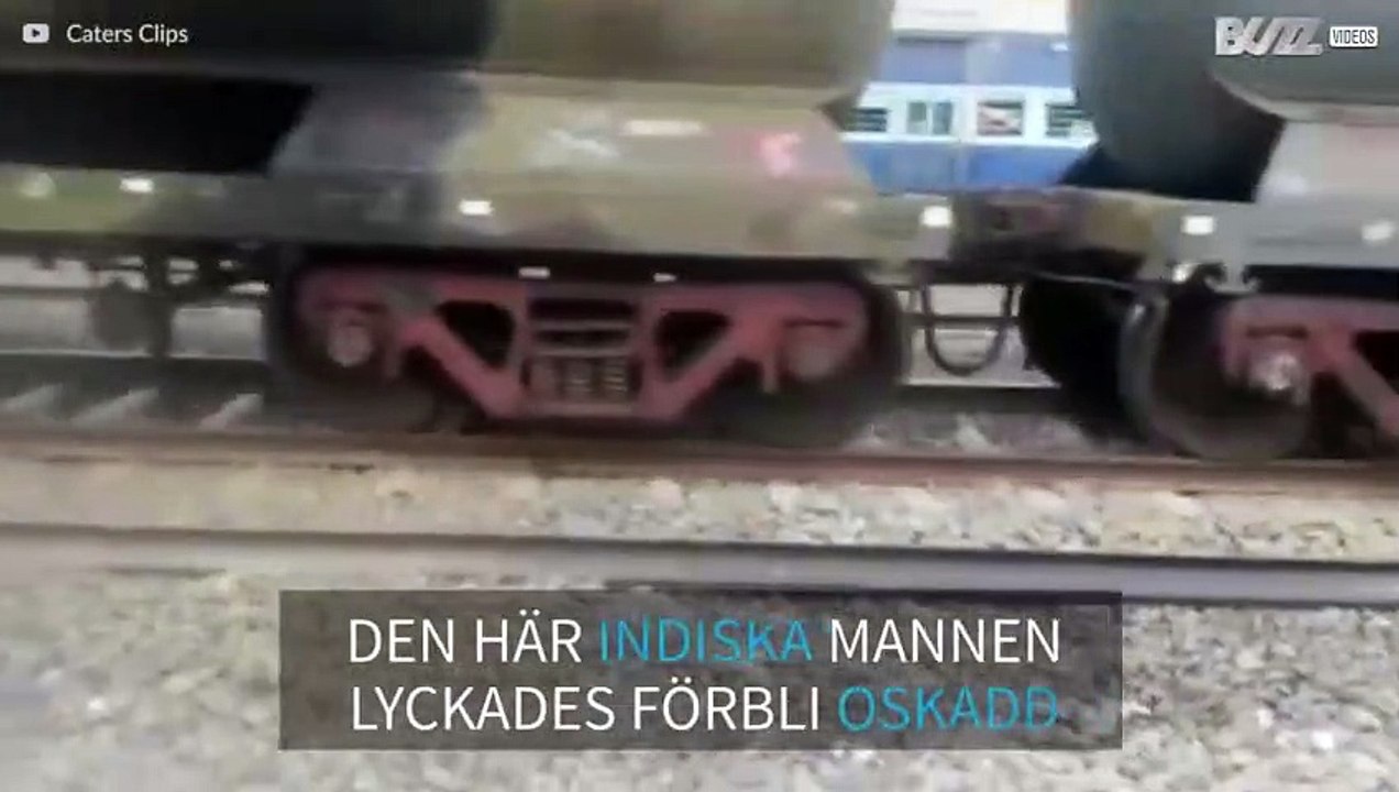 Man med turen på sin sida blir överkörd av ett tåg Indien