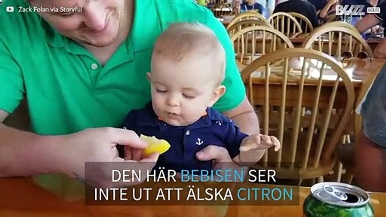 Superroligt ögonblick när bebis provar citron för första gången