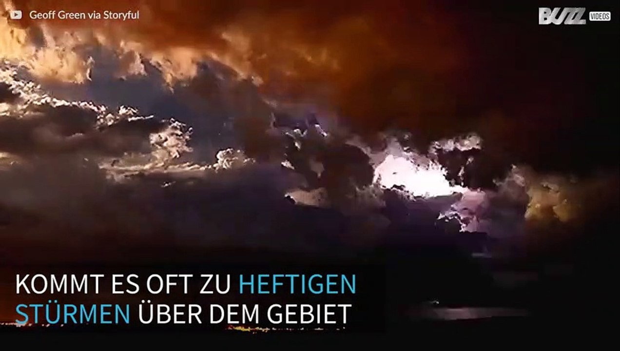 Beindruckende Stürme am Himmel über Australien