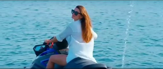 Fallin for you Khabar Tenu Koi-Shrey singhal