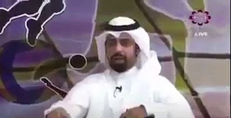 سقوط ( لافته ) على مذيع تلفزيون الكويت